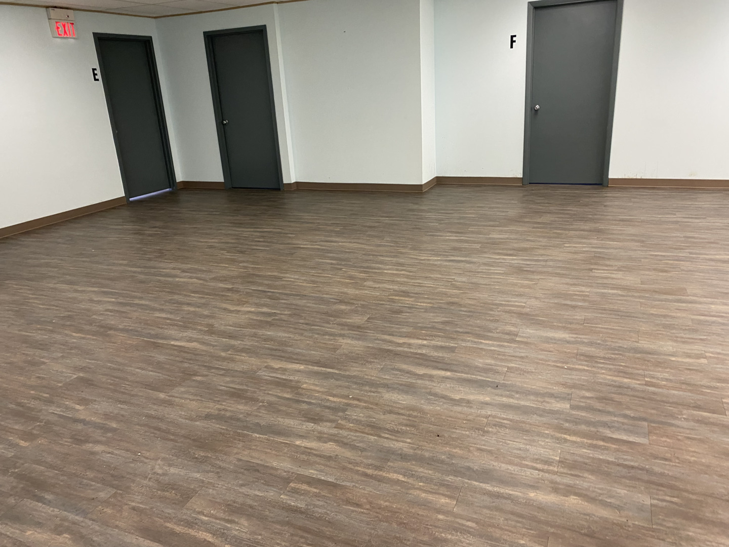 543 W Algonquin Road, Arlington Heights, IL 60005