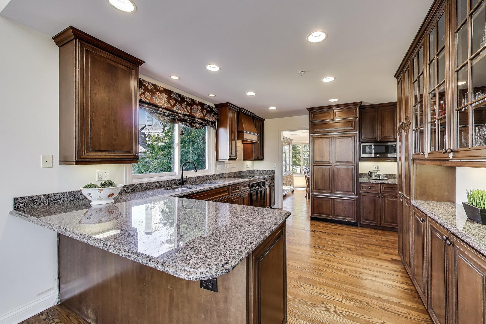 17602 W Knollwood Court, Grayslake, IL 60030