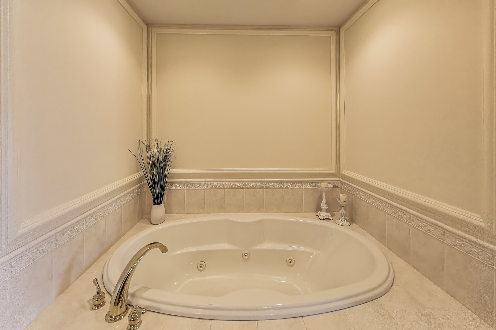 17602 W Knollwood Court, Grayslake, IL 60030