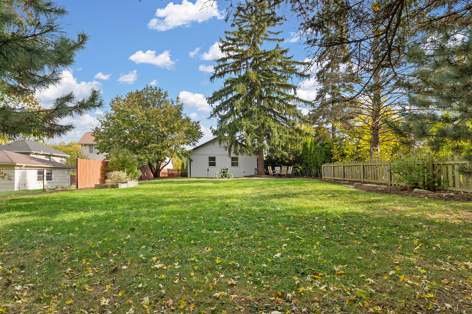 2200 59th Street, Downers Grove, IL 60516