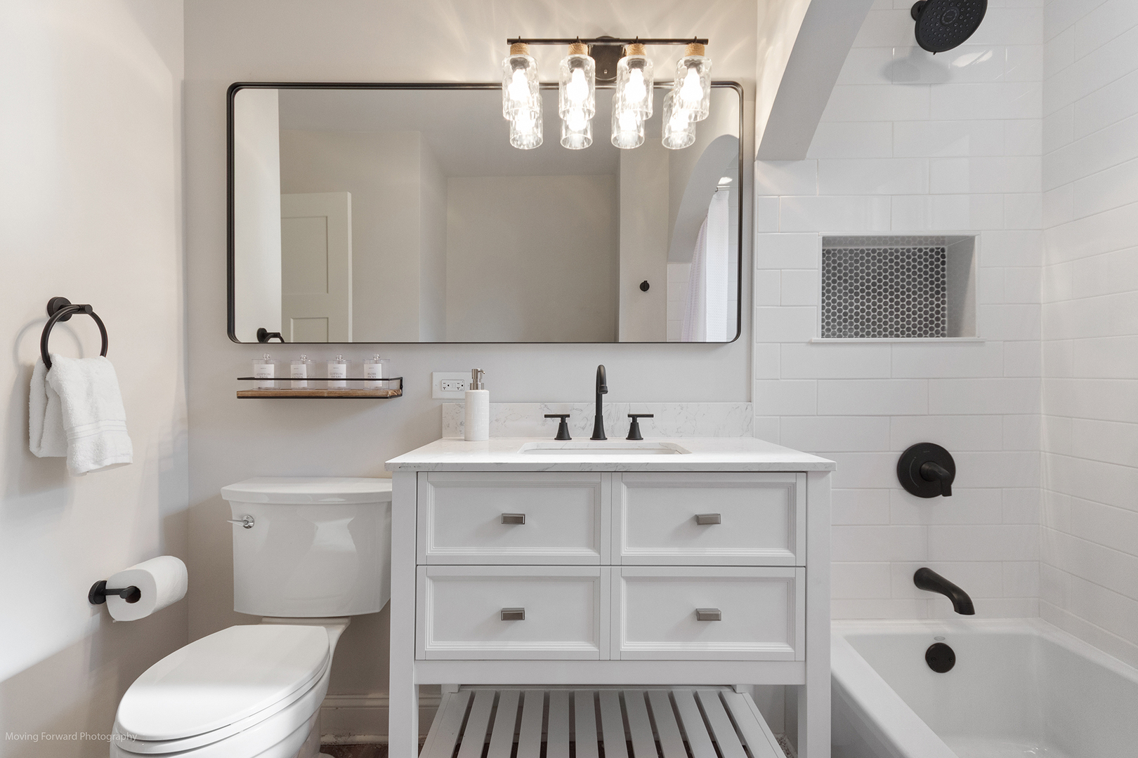 2200 59th Street, Downers Grove, IL 60516