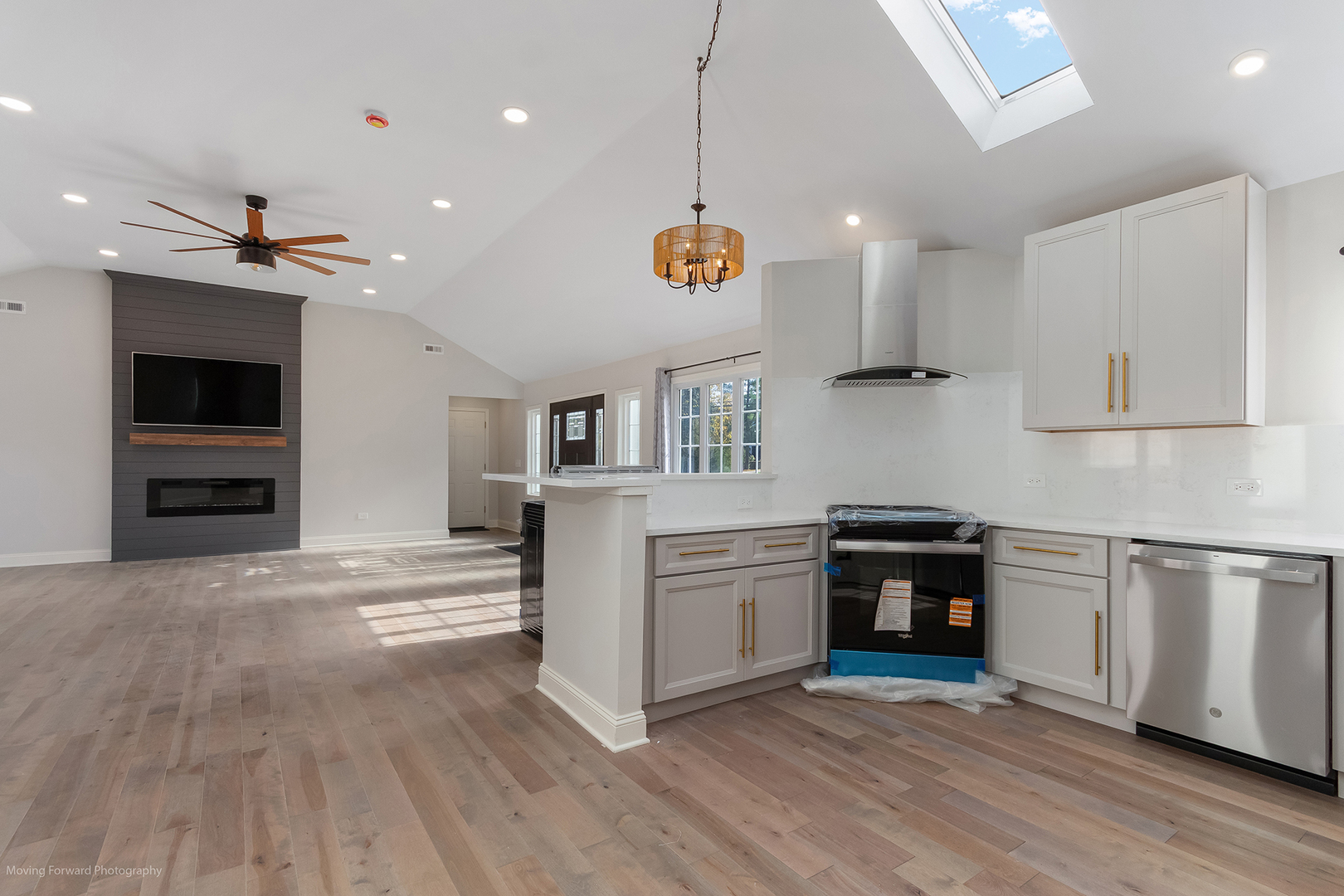 2200 59th Street, Downers Grove, IL 60516