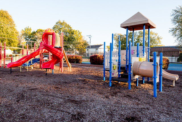 2701 97th Street, Evergreen Park, IL 60805