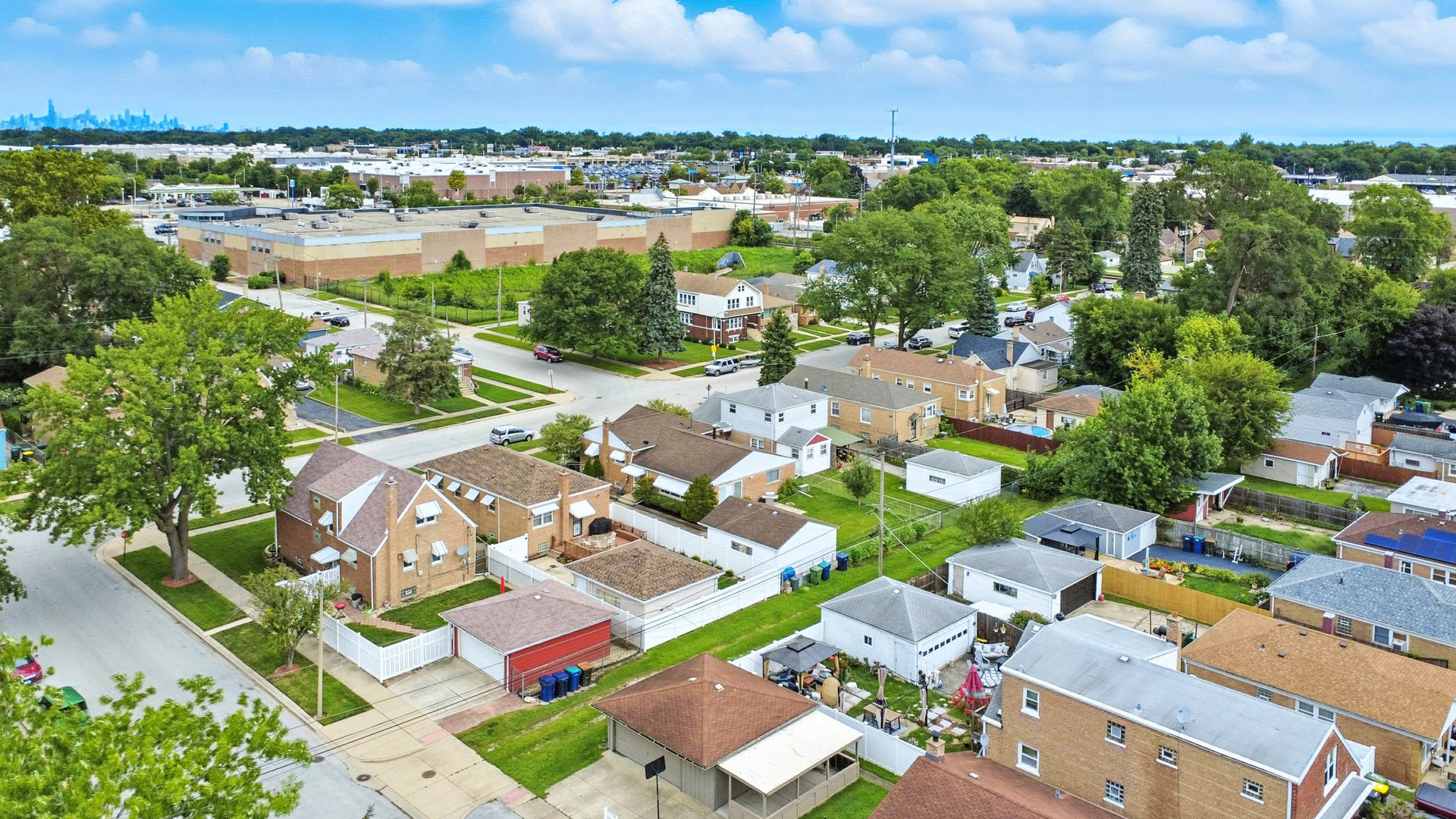 2701 97th Street, Evergreen Park, IL 60805