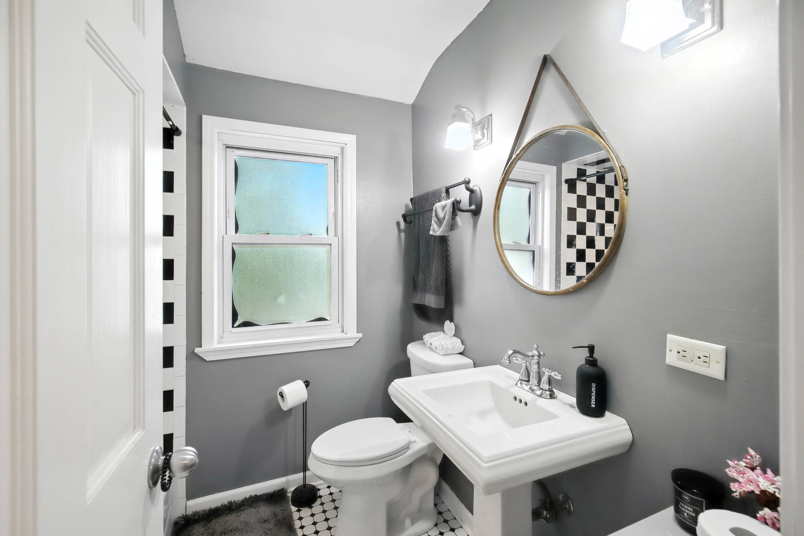 2701 97th Street, Evergreen Park, IL 60805