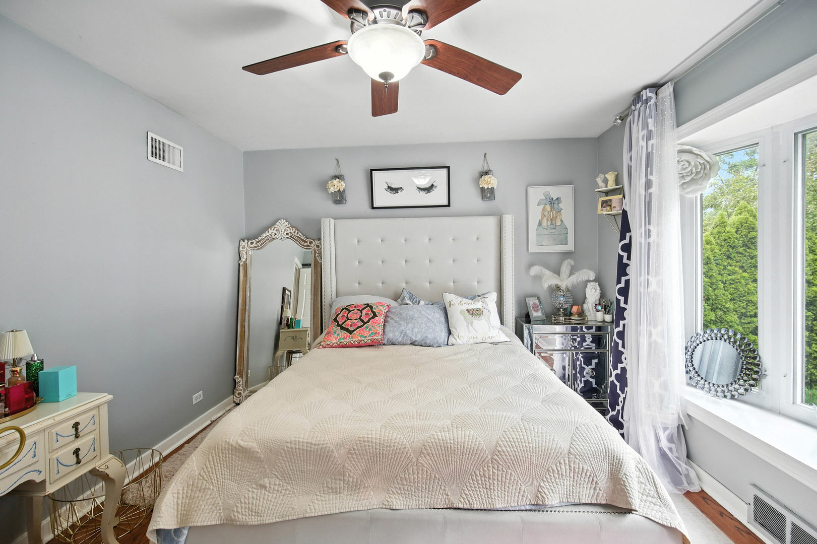 2701 97th Street, Evergreen Park, IL 60805