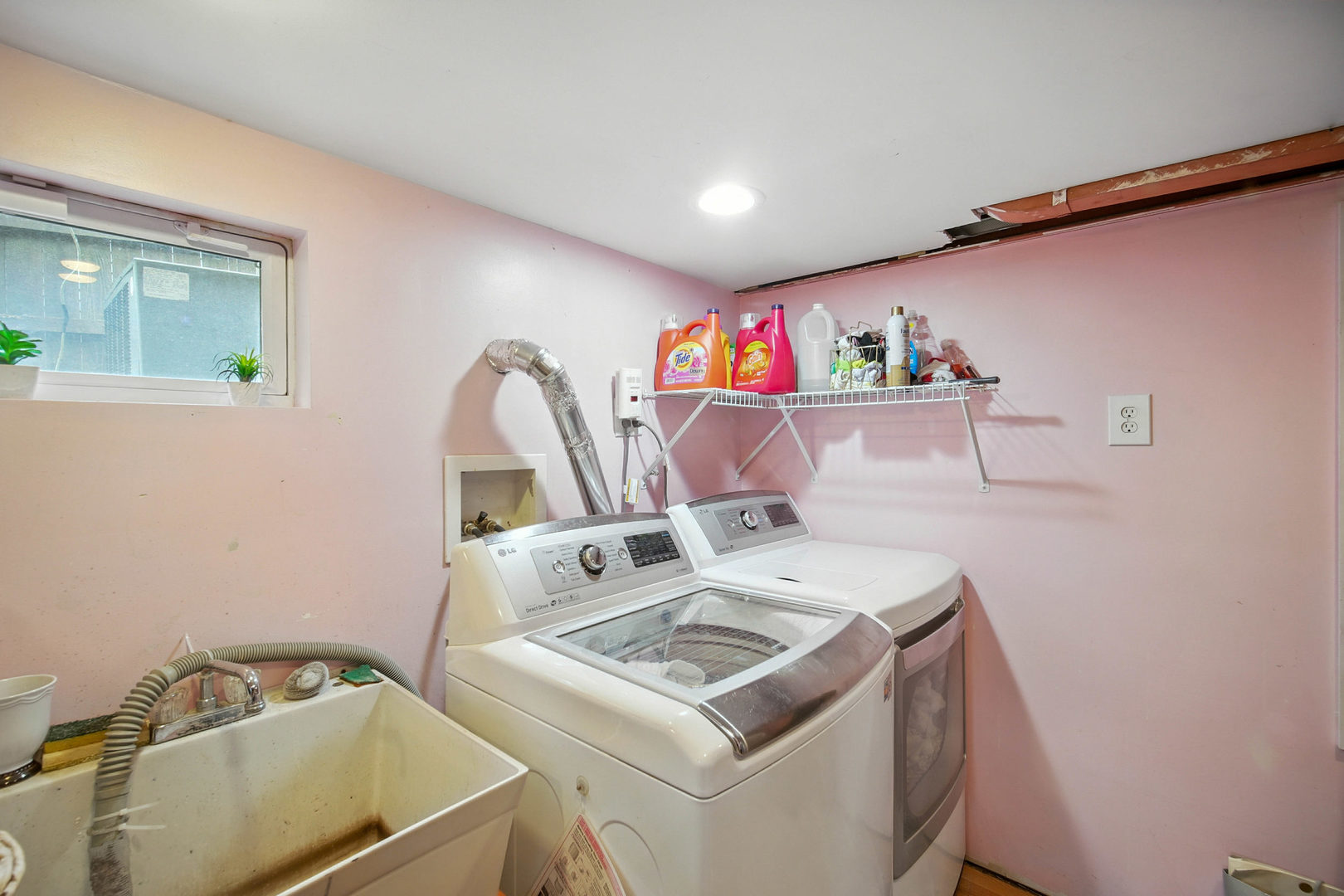 2701 97th Street, Evergreen Park, IL 60805