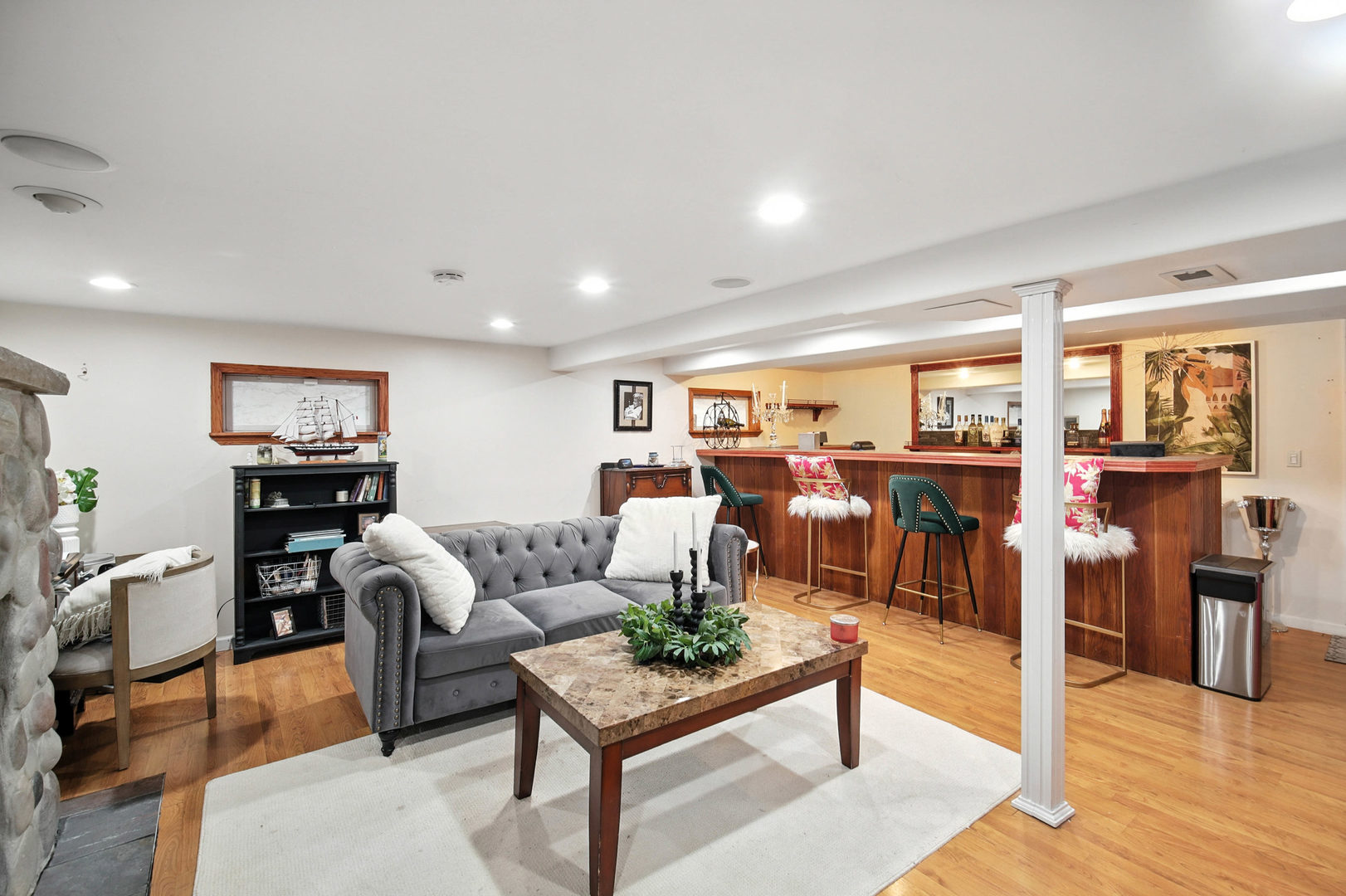 2701 97th Street, Evergreen Park, IL 60805