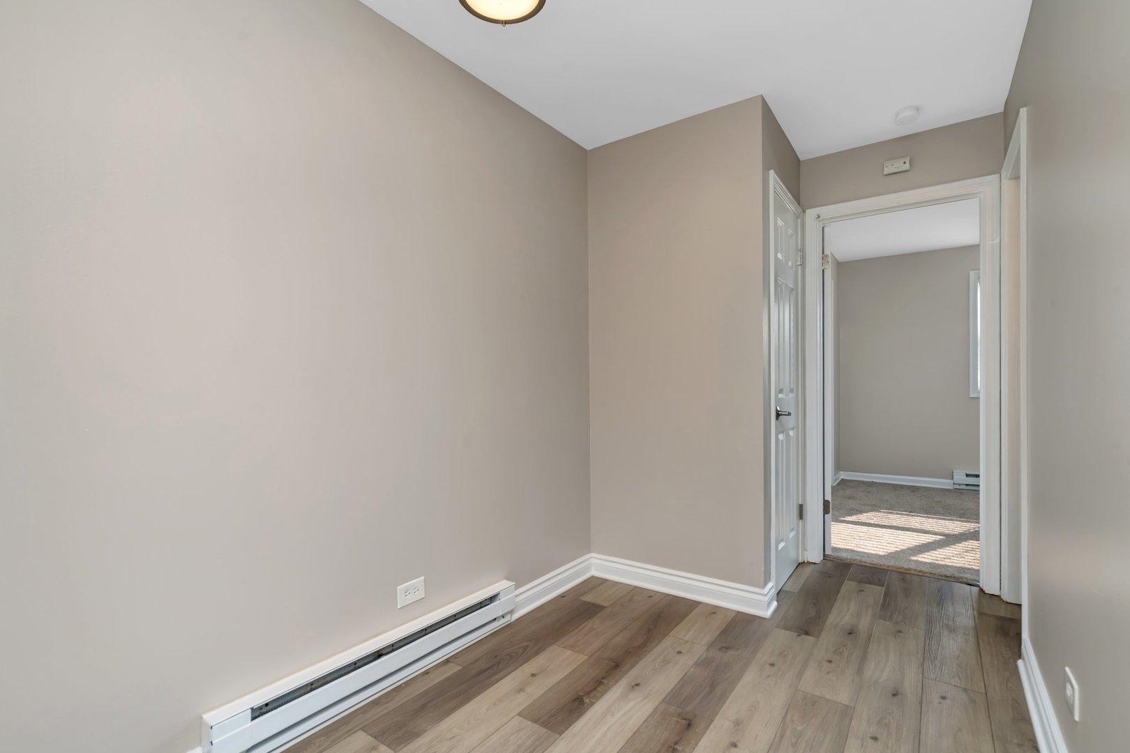 11 Briar Street #9, Glen Ellyn, IL 60137