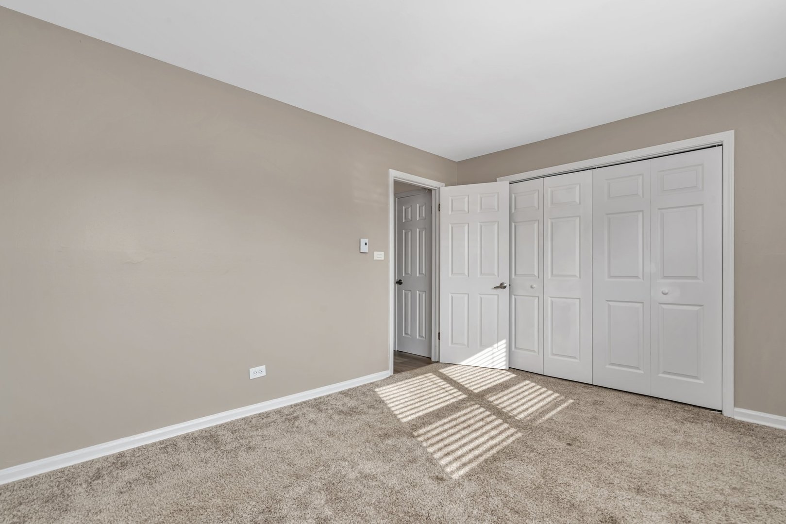 11 Briar Street #9, Glen Ellyn, IL 60137