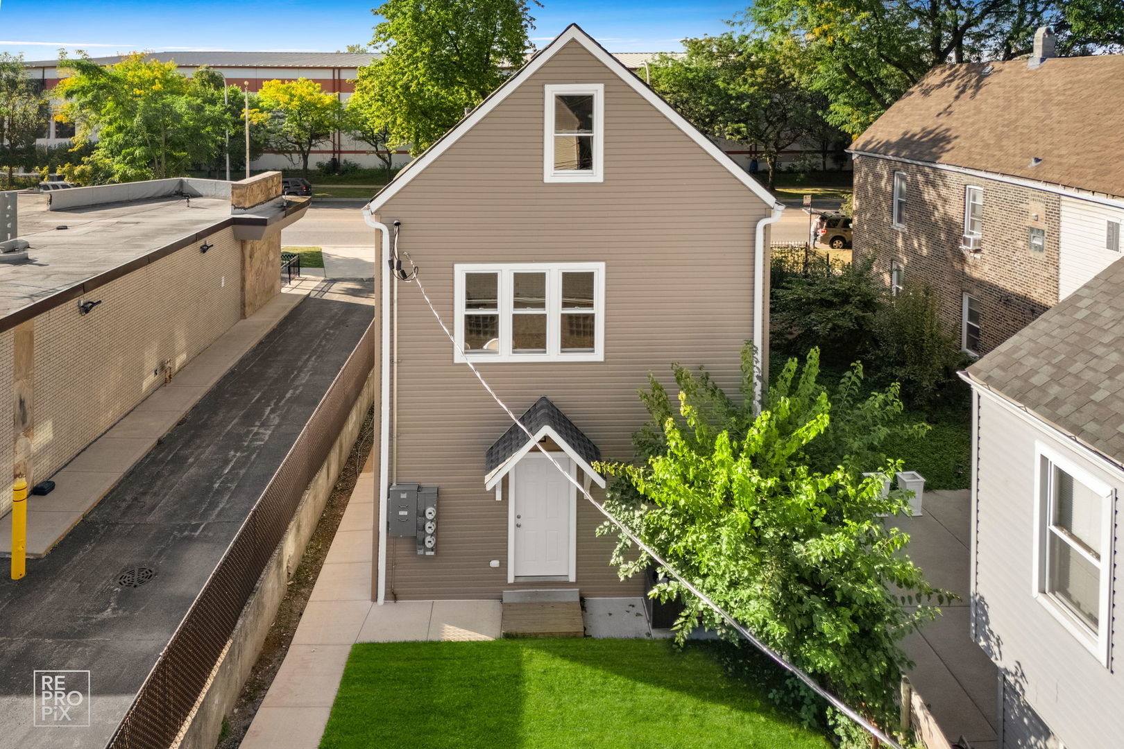 1624 W Pershing Road, Chicago, IL 60609