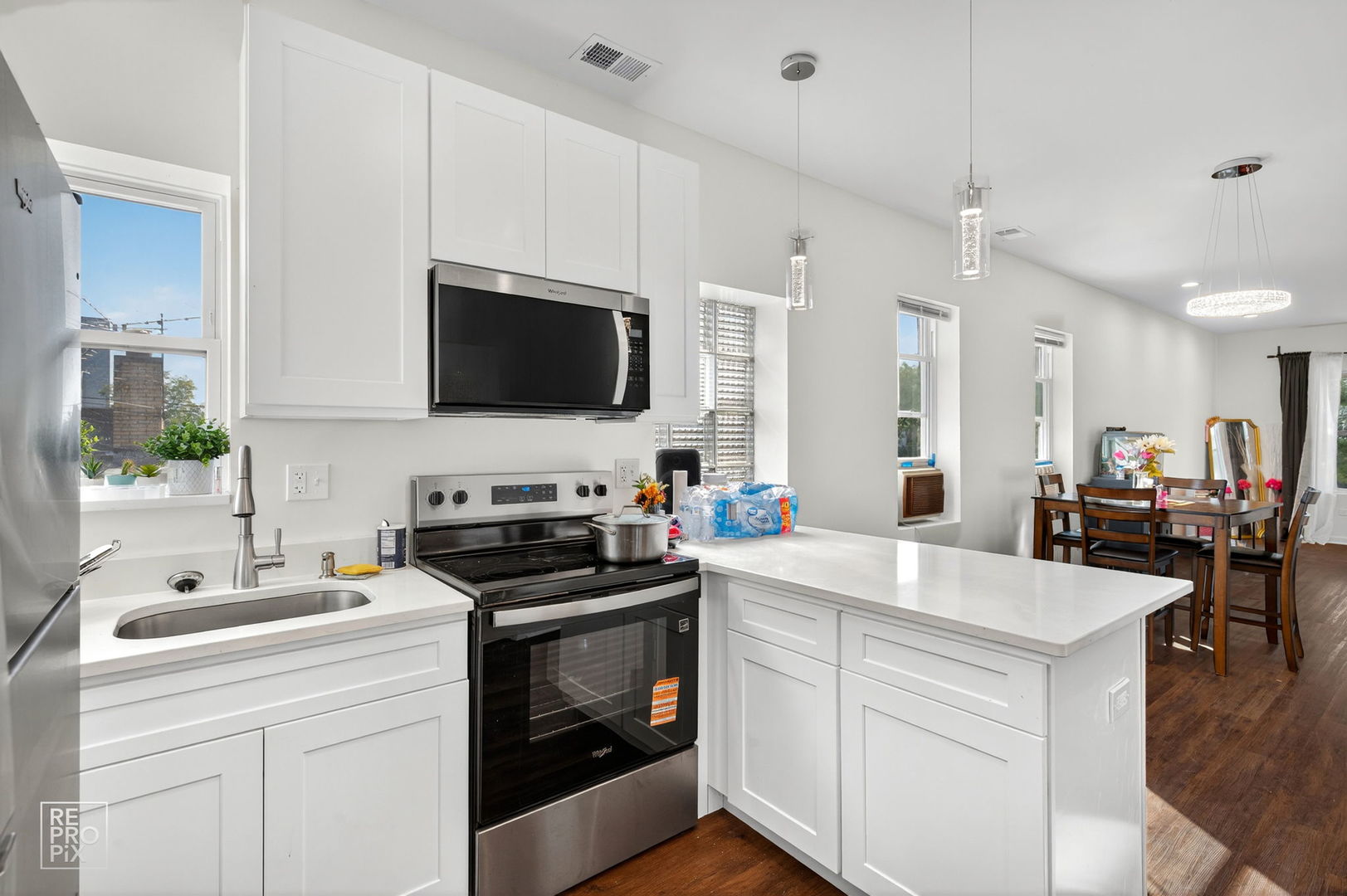 1624 W Pershing Road, Chicago, IL 60609