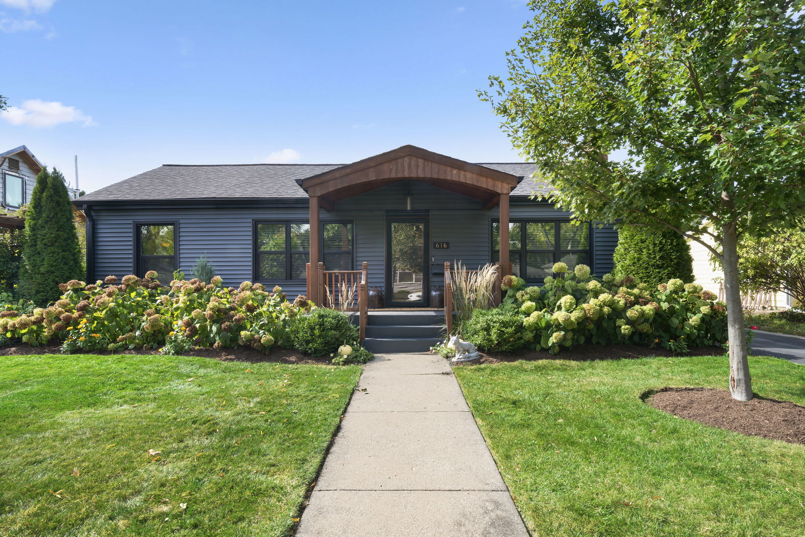 616 N Lincoln Avenue, Geneva, IL 60134