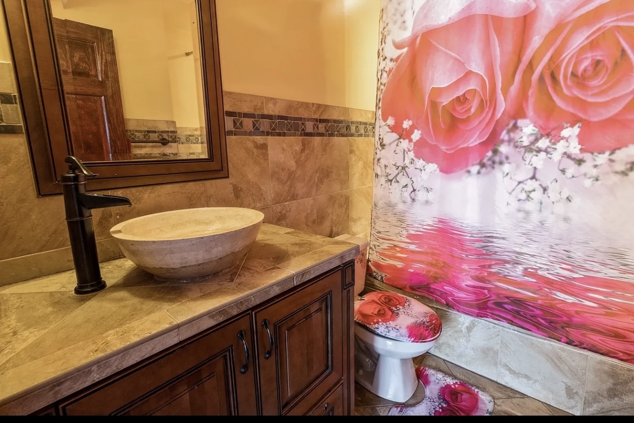 711 TIPPERARY Court #2D, Schaumburg, IL 60193