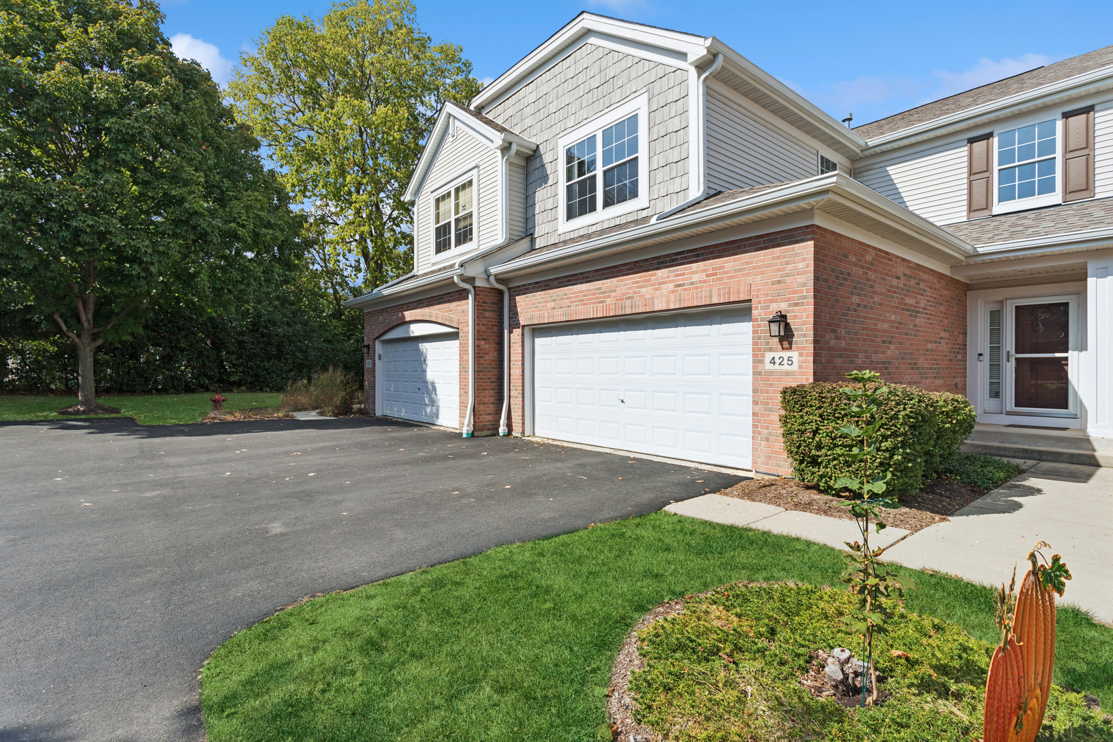425 Wolcott Lane, Batavia, IL 60510