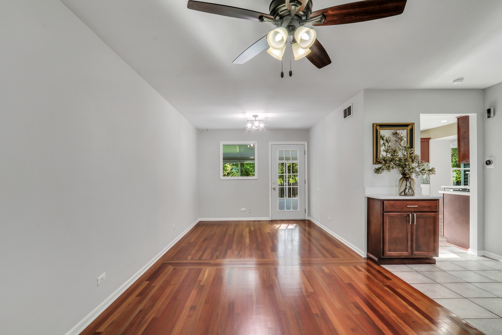 1282 Berkshire Lane, Grayslake, IL 60030