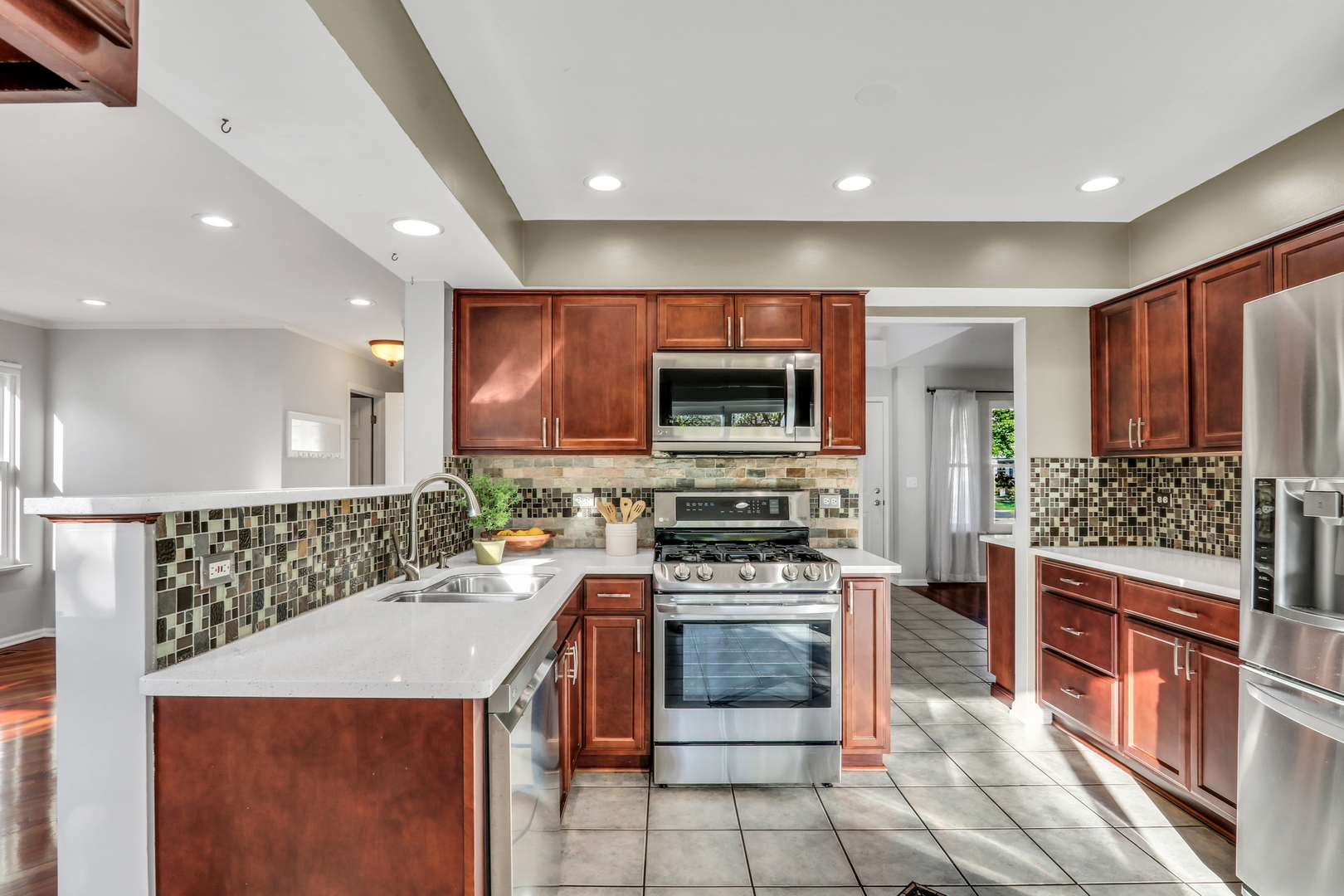 1282 Berkshire Lane, Grayslake, IL 60030