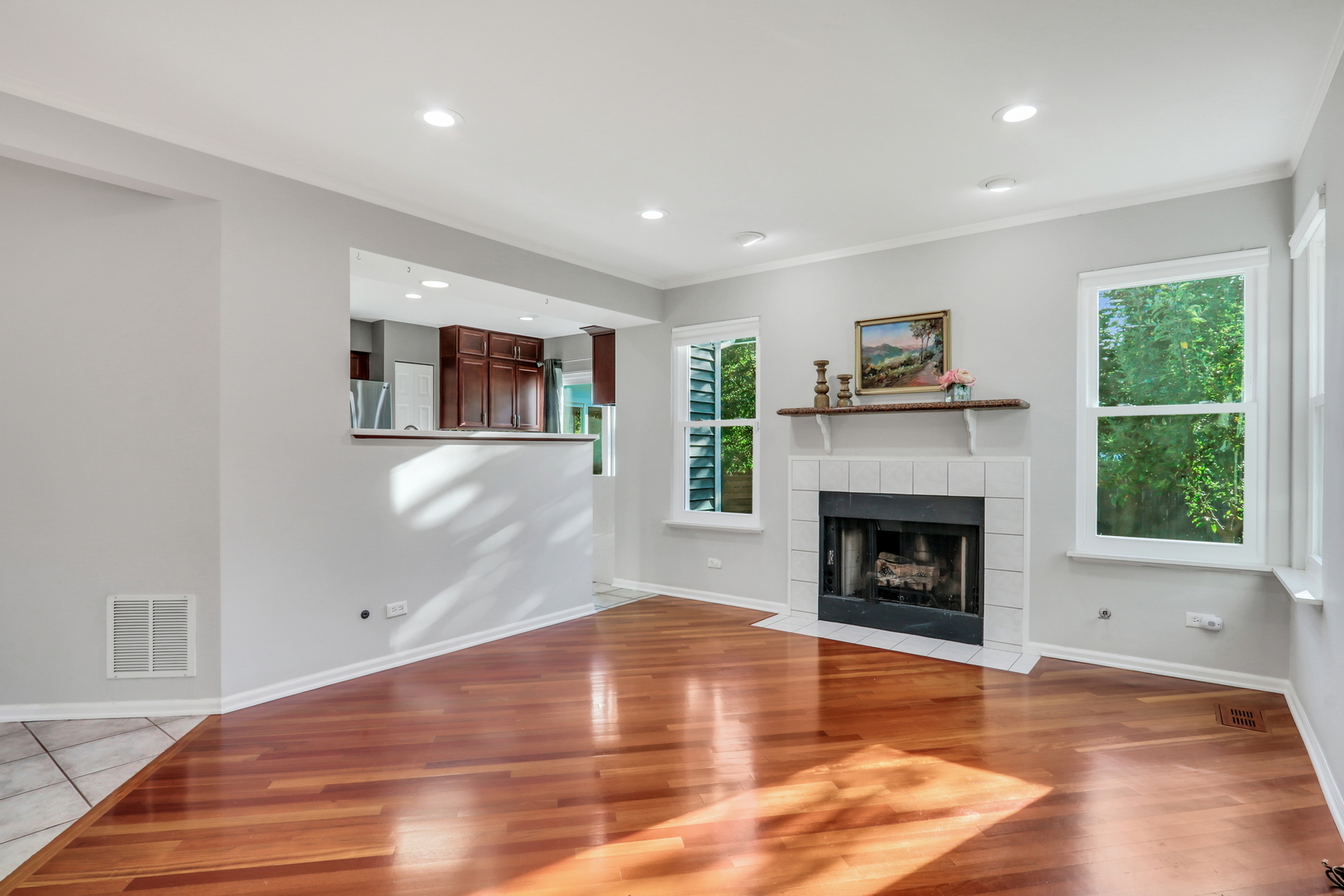 1282 Berkshire Lane, Grayslake, IL 60030