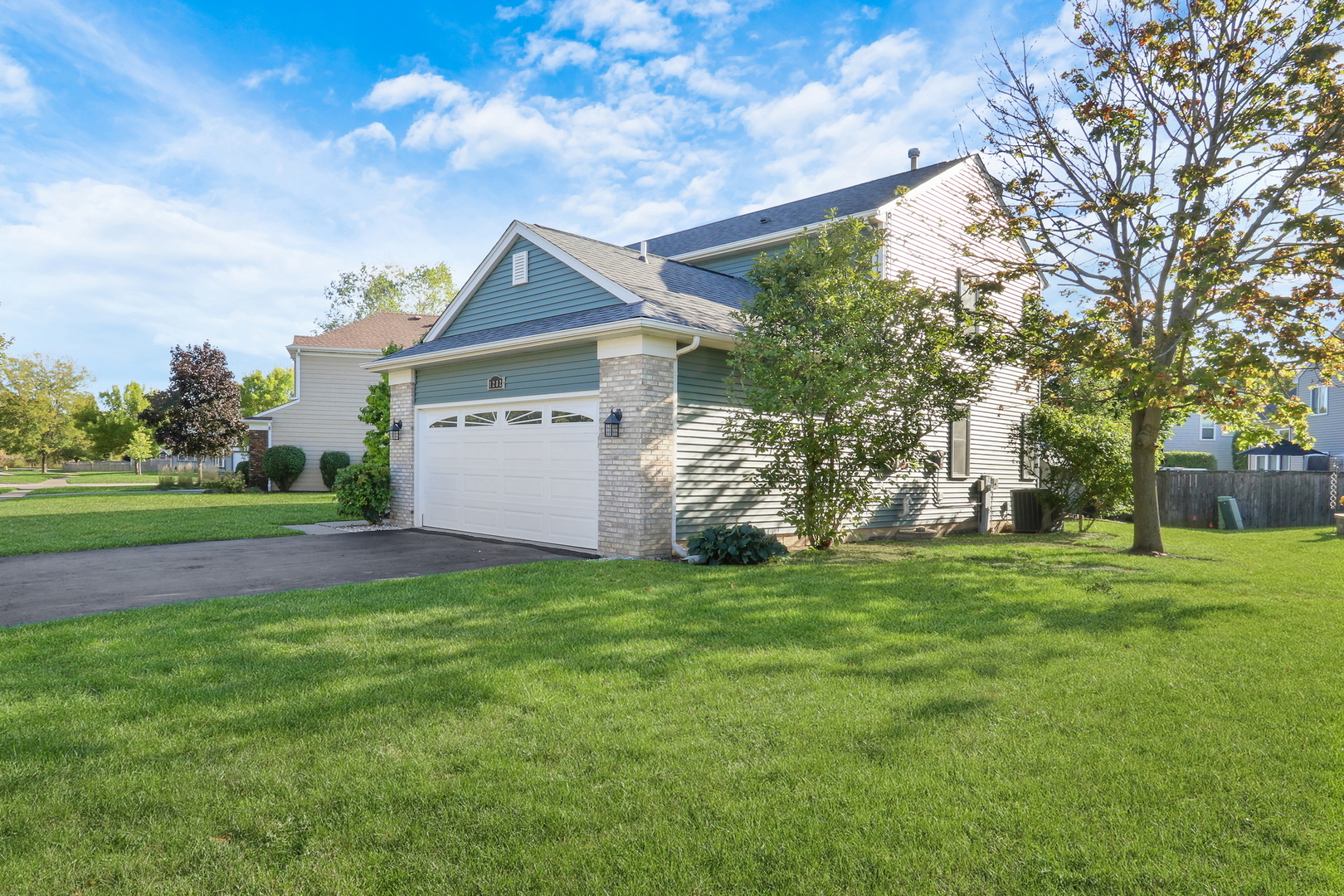 1282 Berkshire Lane, Grayslake, IL 60030