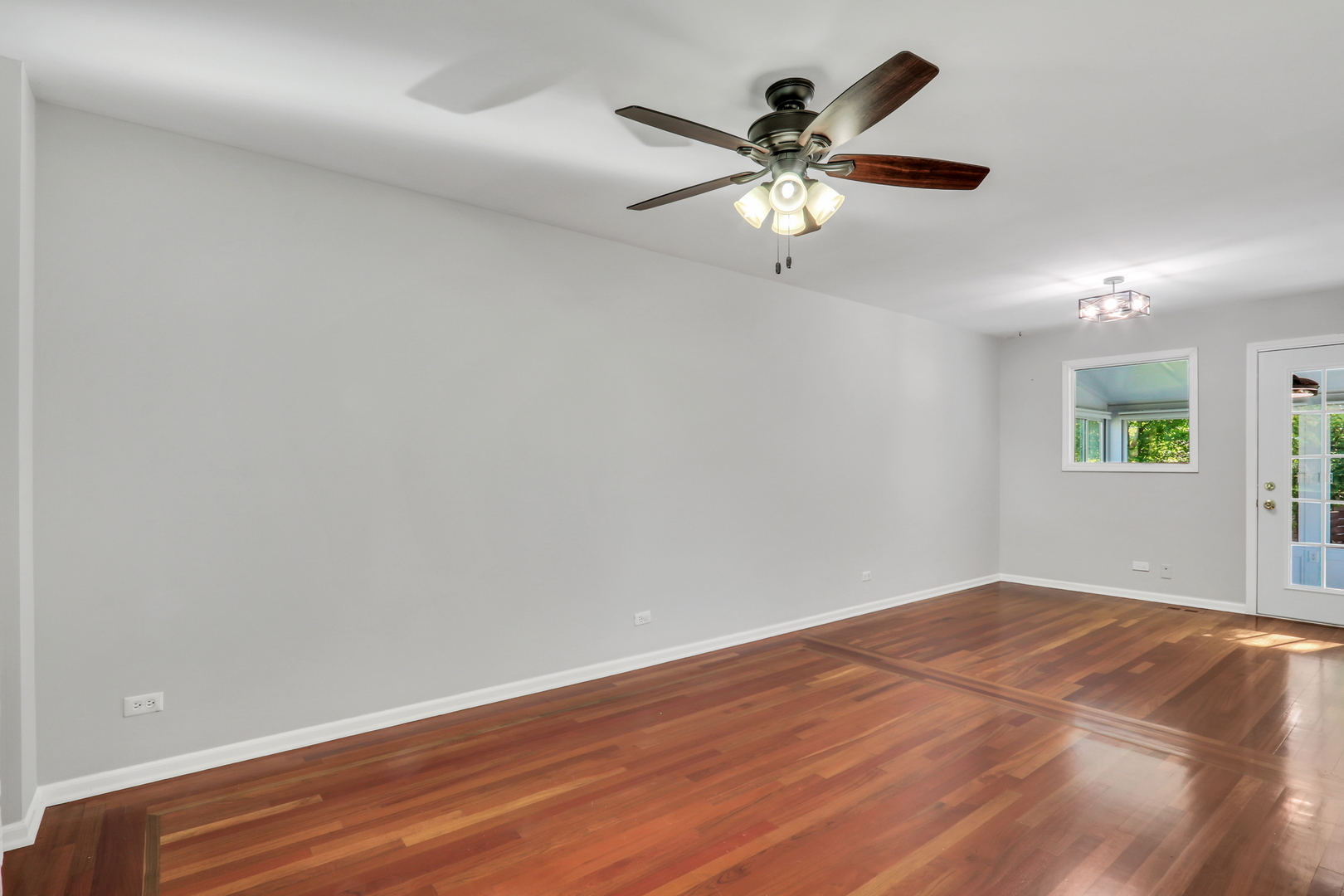 1282 Berkshire Lane, Grayslake, IL 60030