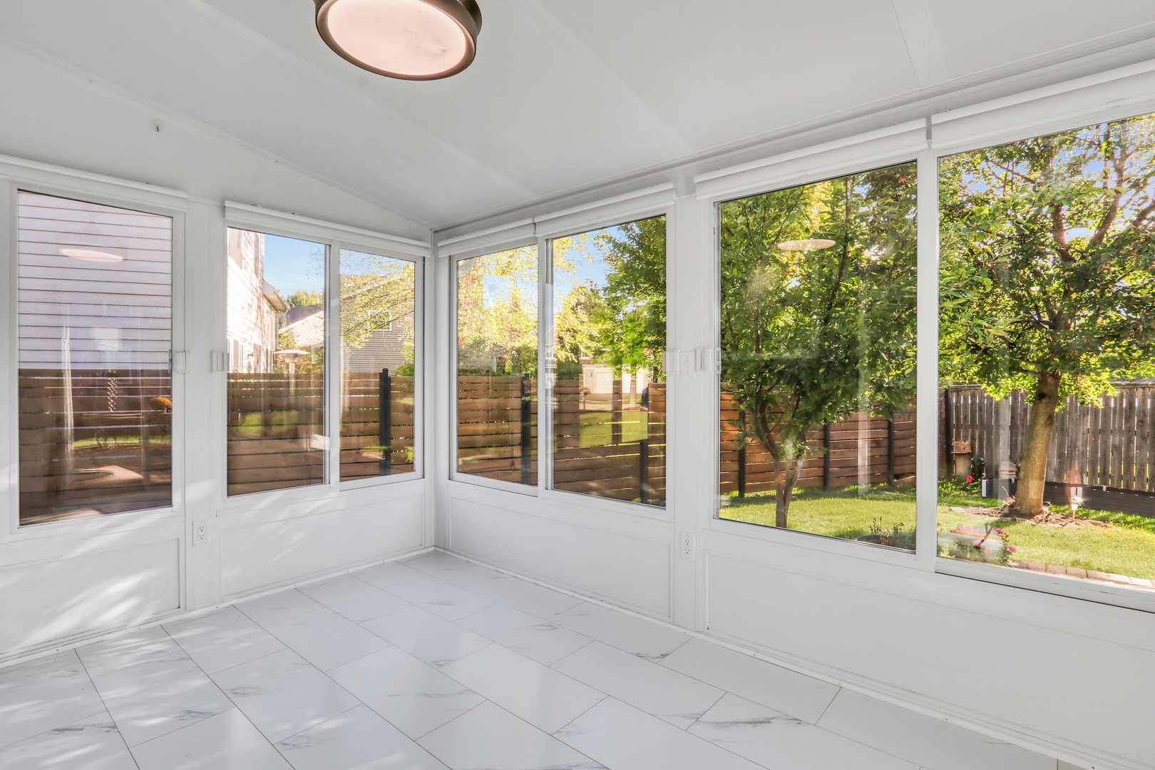 1282 Berkshire Lane, Grayslake, IL 60030