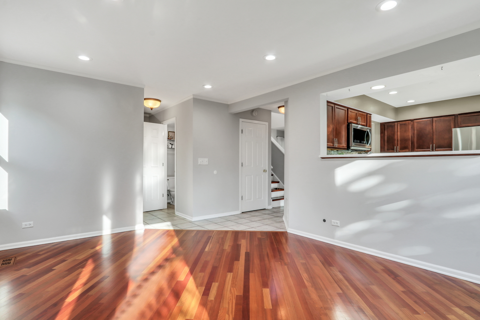 1282 Berkshire Lane, Grayslake, IL 60030