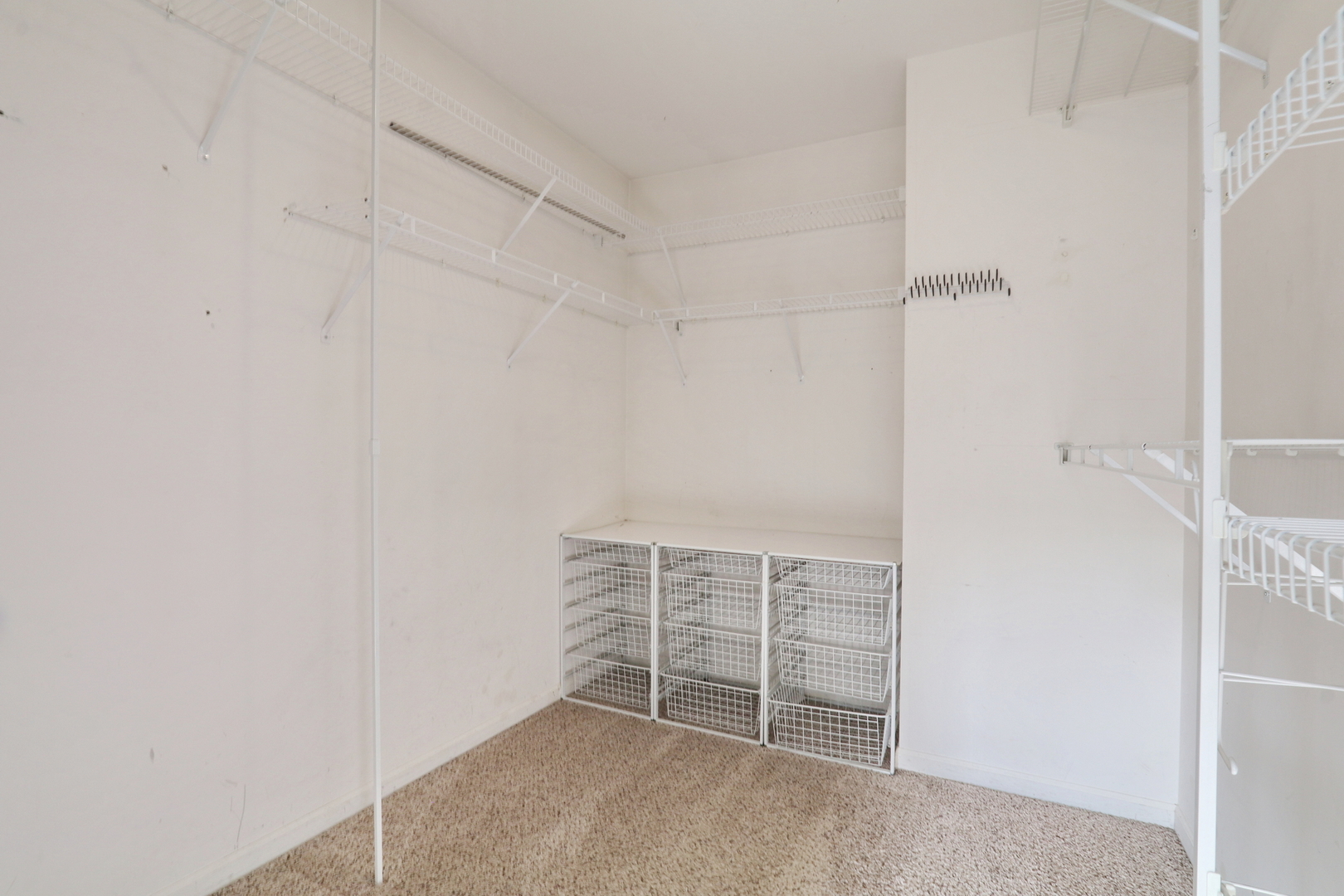 1282 Berkshire Lane, Grayslake, IL 60030