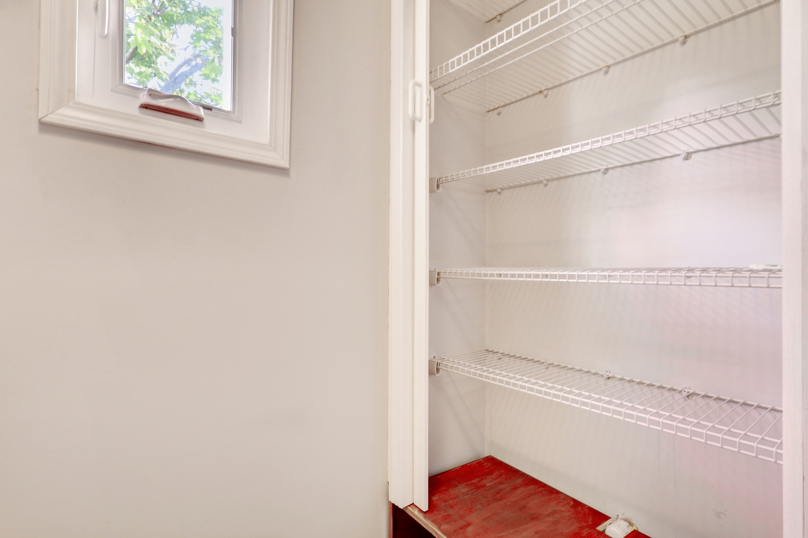 1282 Berkshire Lane, Grayslake, IL 60030