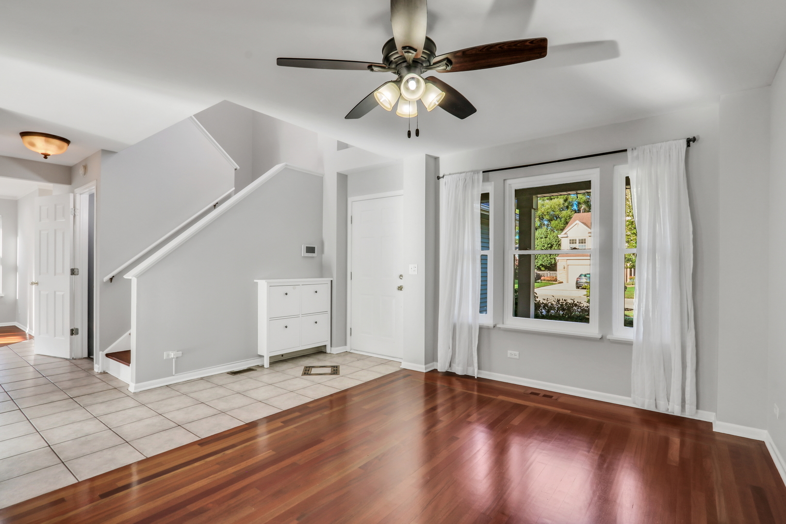 1282 Berkshire Lane, Grayslake, IL 60030