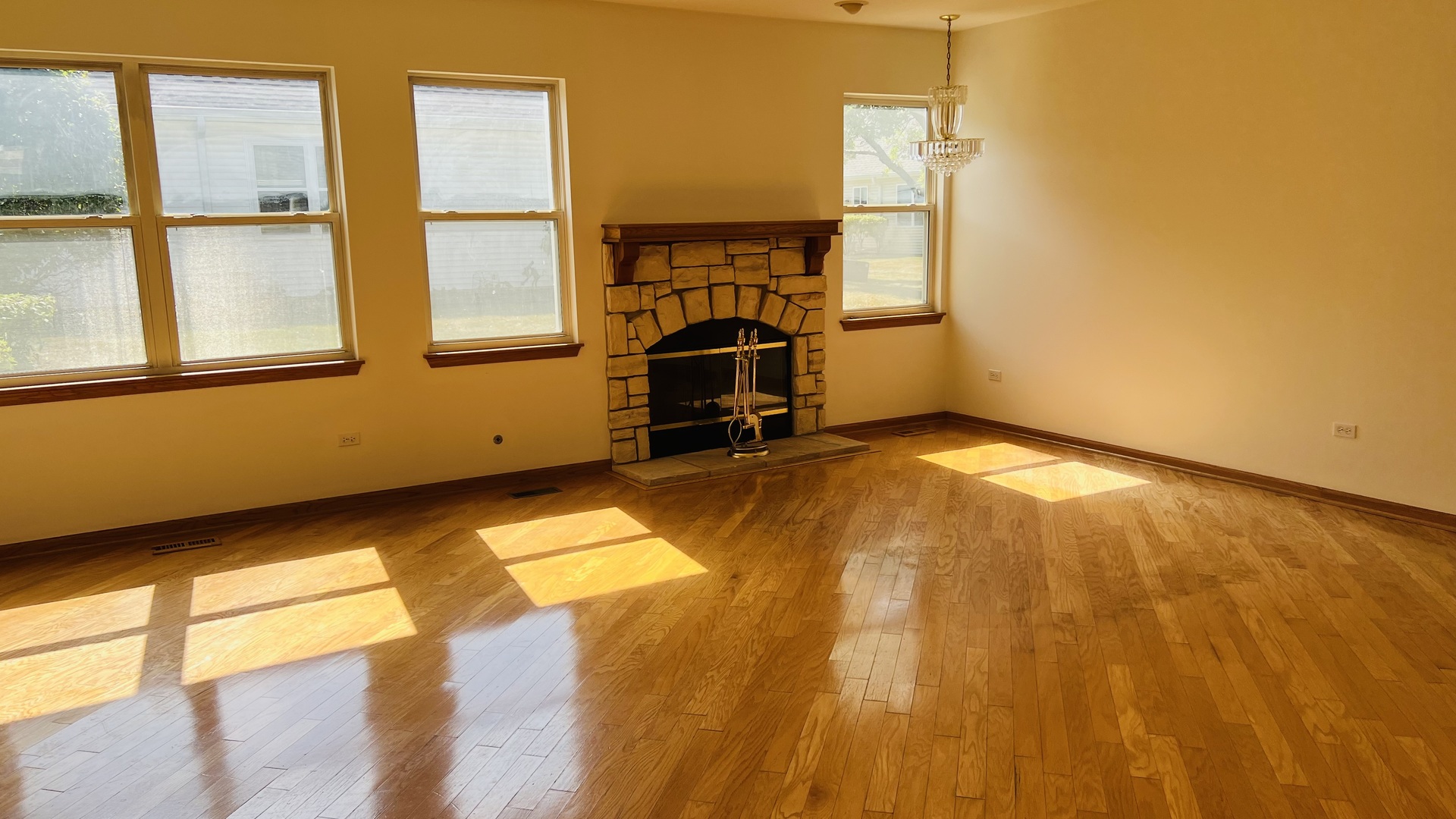 20827 W HONEYSUCKLE Court, Plainfield, IL 60544