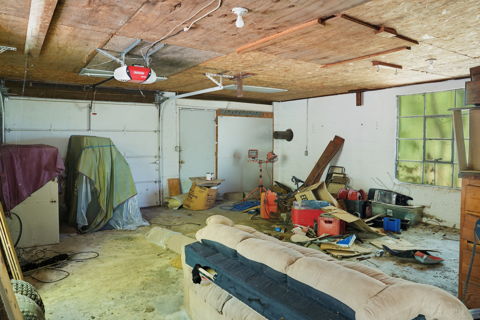 2105 Dodge Street, Dixon, IL 61021