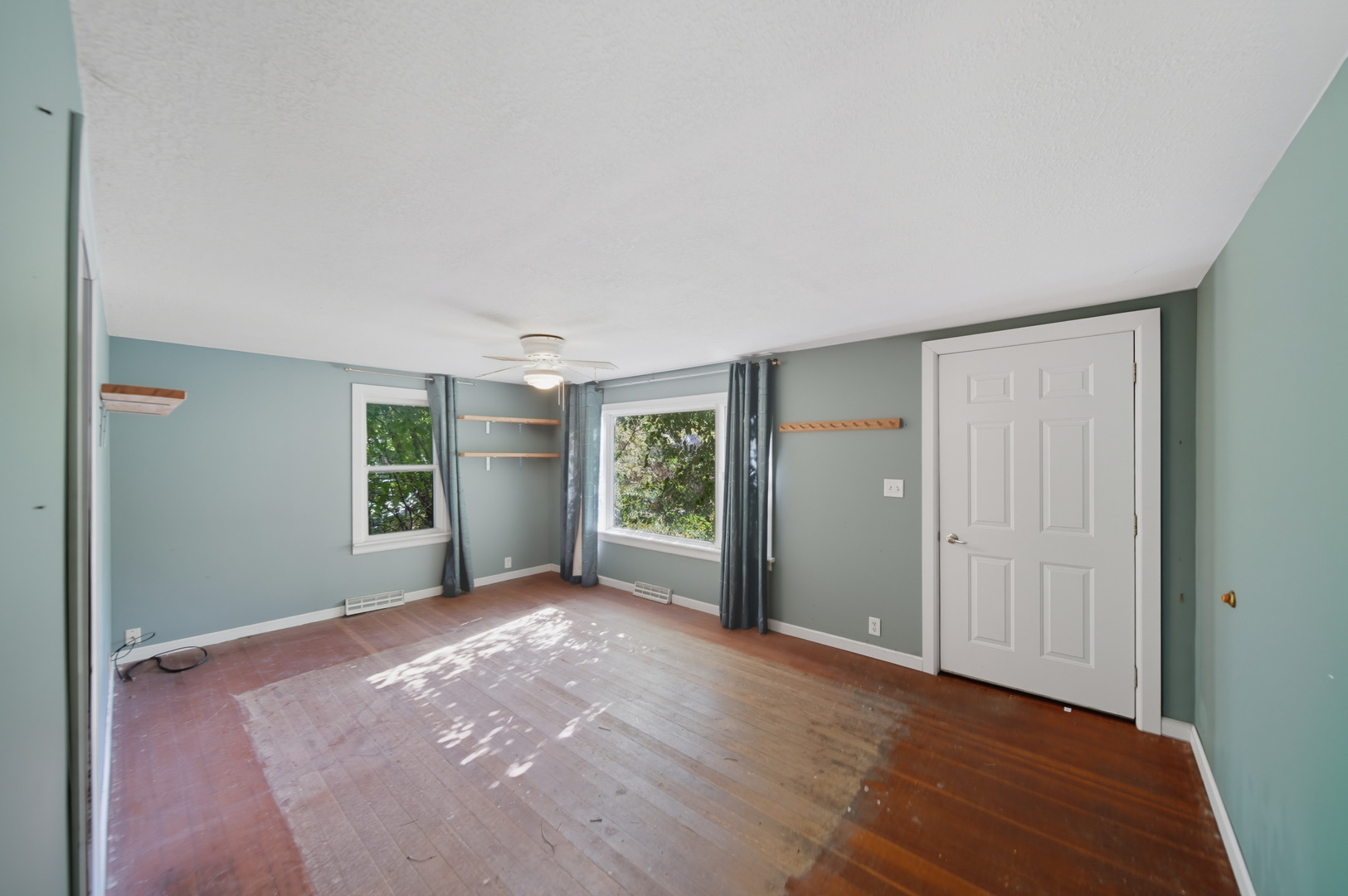2105 Dodge Street, Dixon, IL 61021