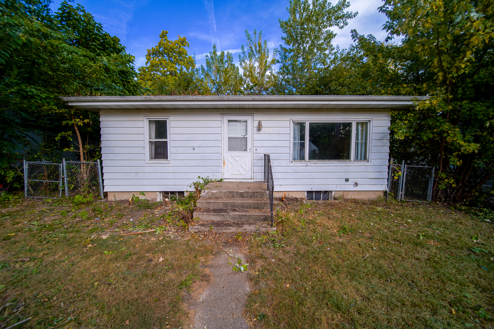 2105 Dodge Street, Dixon, IL 61021