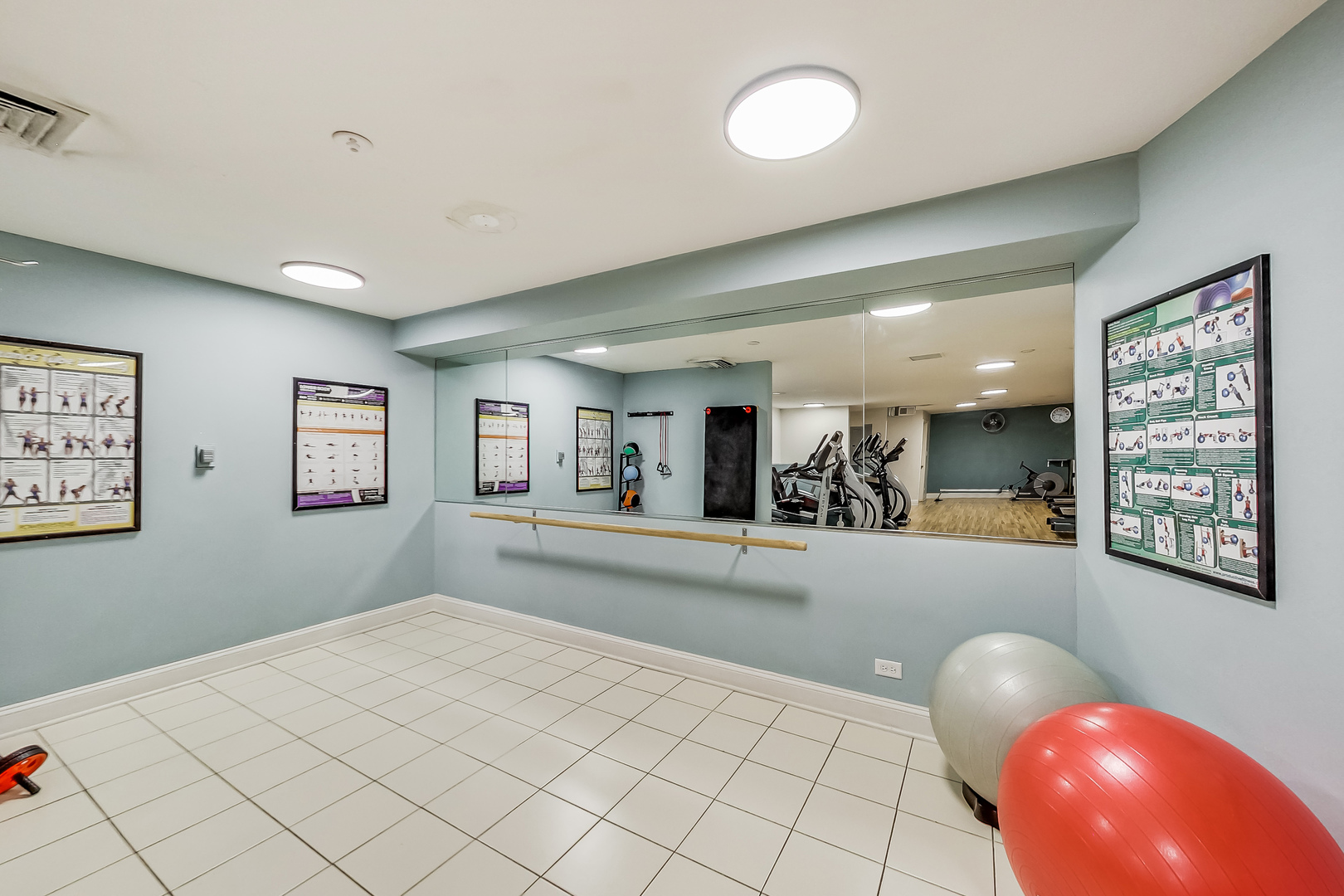 3600 N LAKE SHORE Drive #1518, Chicago, IL 60613