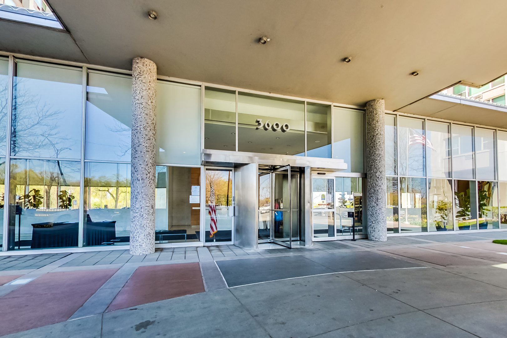 3600 N LAKE SHORE Drive #1518, Chicago, IL 60613