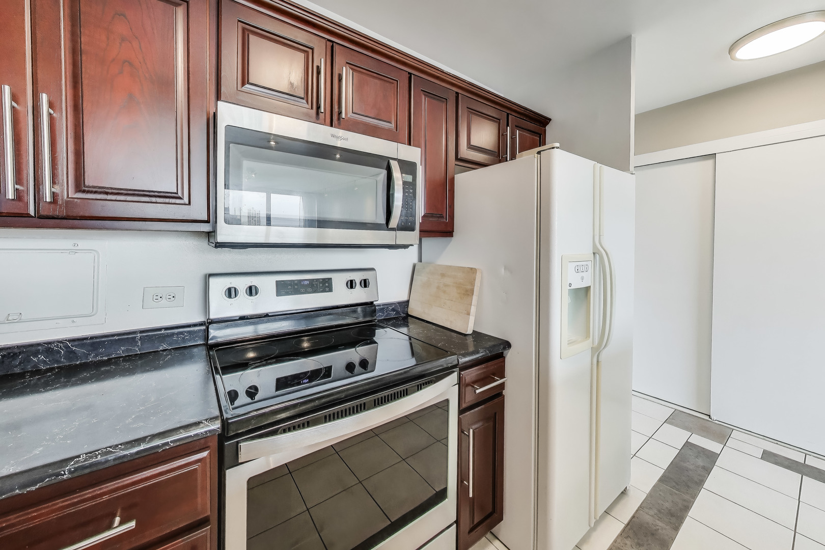 3600 N LAKE SHORE Drive #1518, Chicago, IL 60613