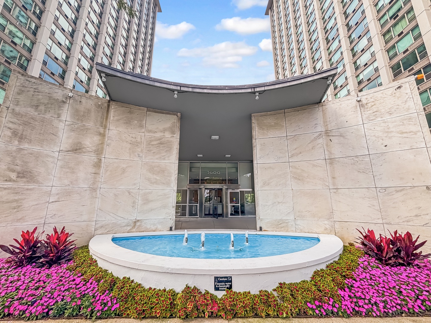 3600 N LAKE SHORE Drive #1518, Chicago, IL 60613