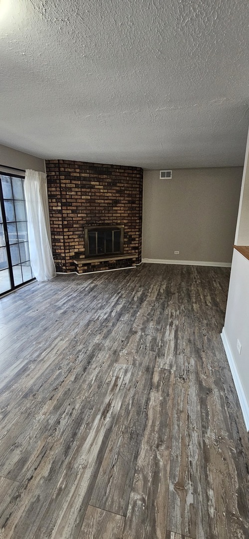 11136 Northwest Road #2C, Palos Hills, IL 60465