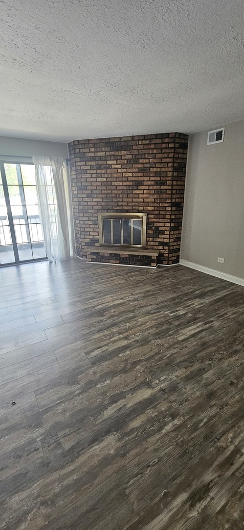 11136 Northwest Road #2C, Palos Hills, IL 60465