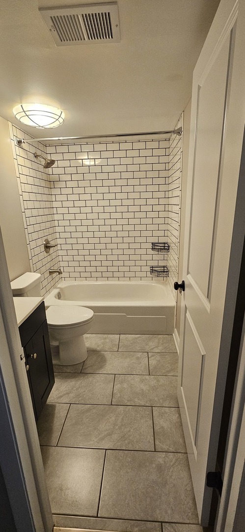 11136 Northwest Road #2C, Palos Hills, IL 60465