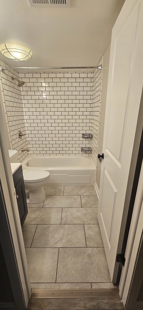 11136 Northwest Road #2C, Palos Hills, IL 60465