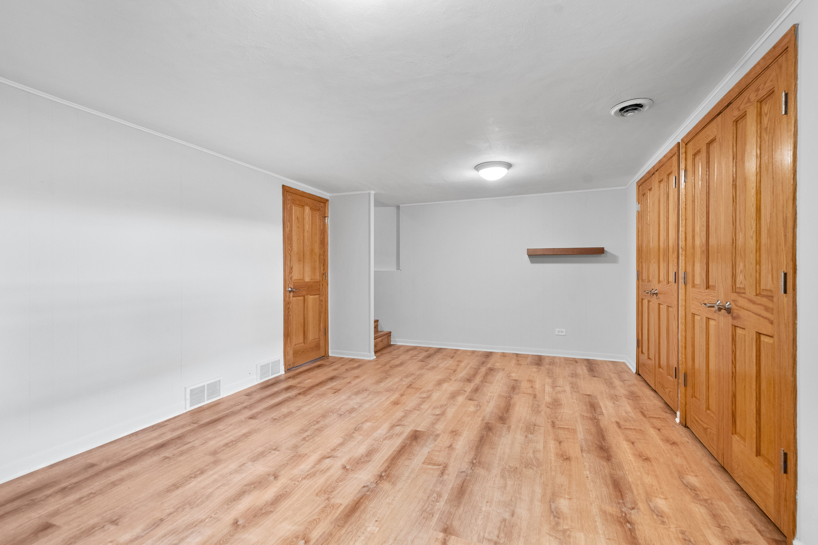 249 S VINE Avenue #B, Park Ridge, IL 60068