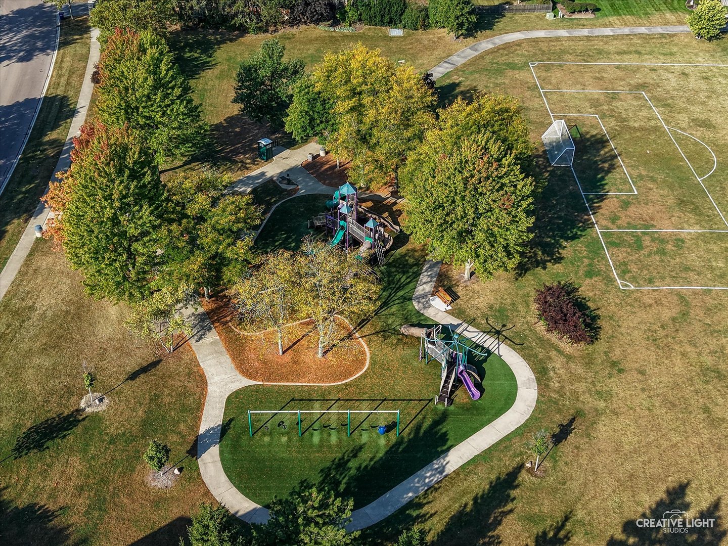 1547 Huntleigh Drive, Wheaton, IL 60189