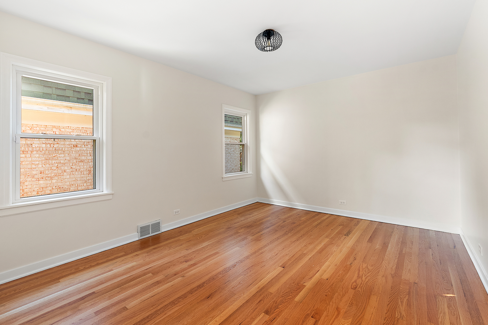 2039 Marston Lane, Flossmoor, IL 60422