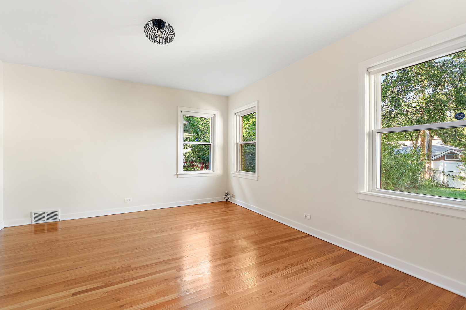 2039 Marston Lane, Flossmoor, IL 60422