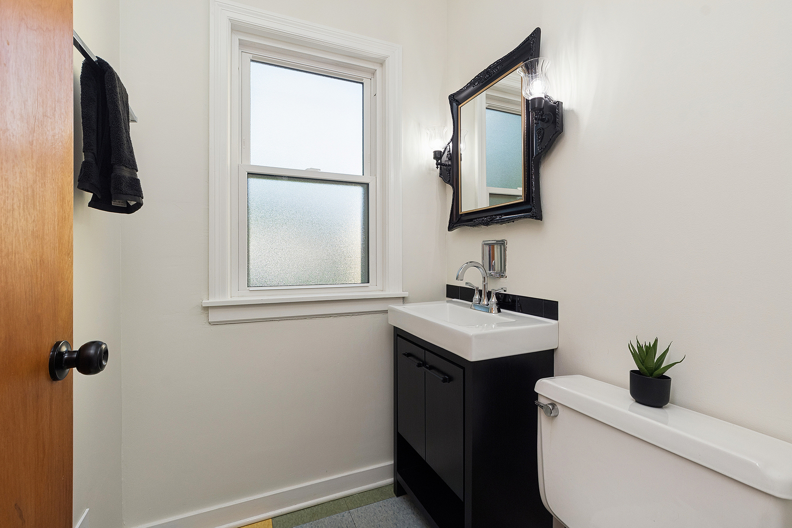 2039 Marston Lane, Flossmoor, IL 60422