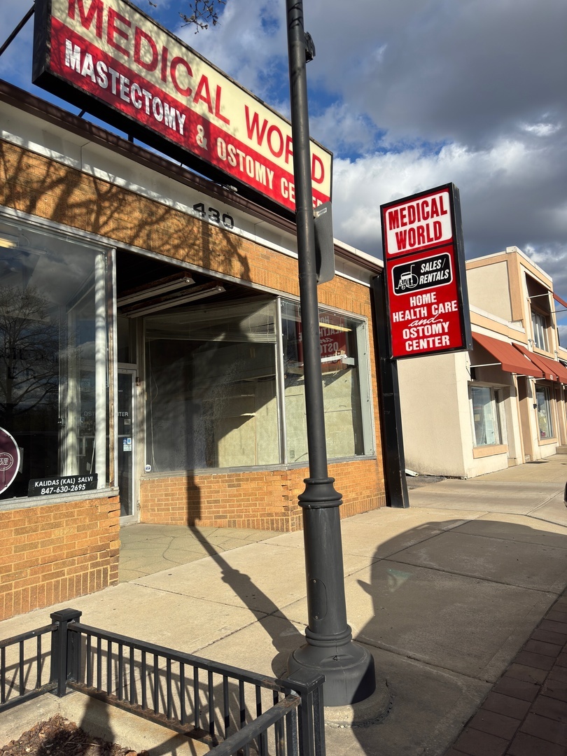 430 W Virginia Street #430, Crystal Lake, IL 60014