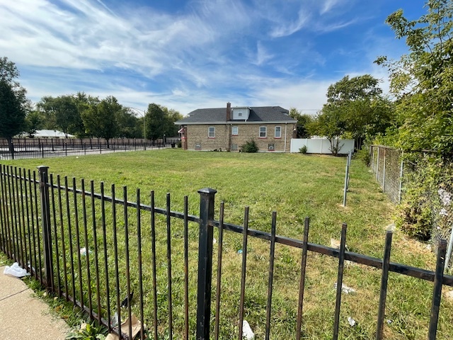 10024 S Vincennes Avenue, Chicago, IL 60643