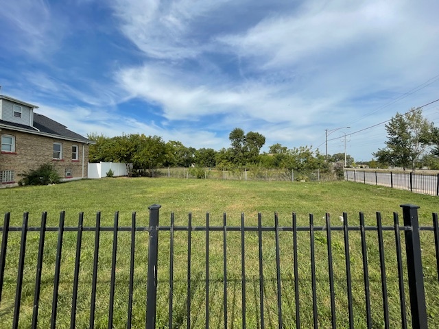 10024 S Vincennes Avenue, Chicago, IL 60643