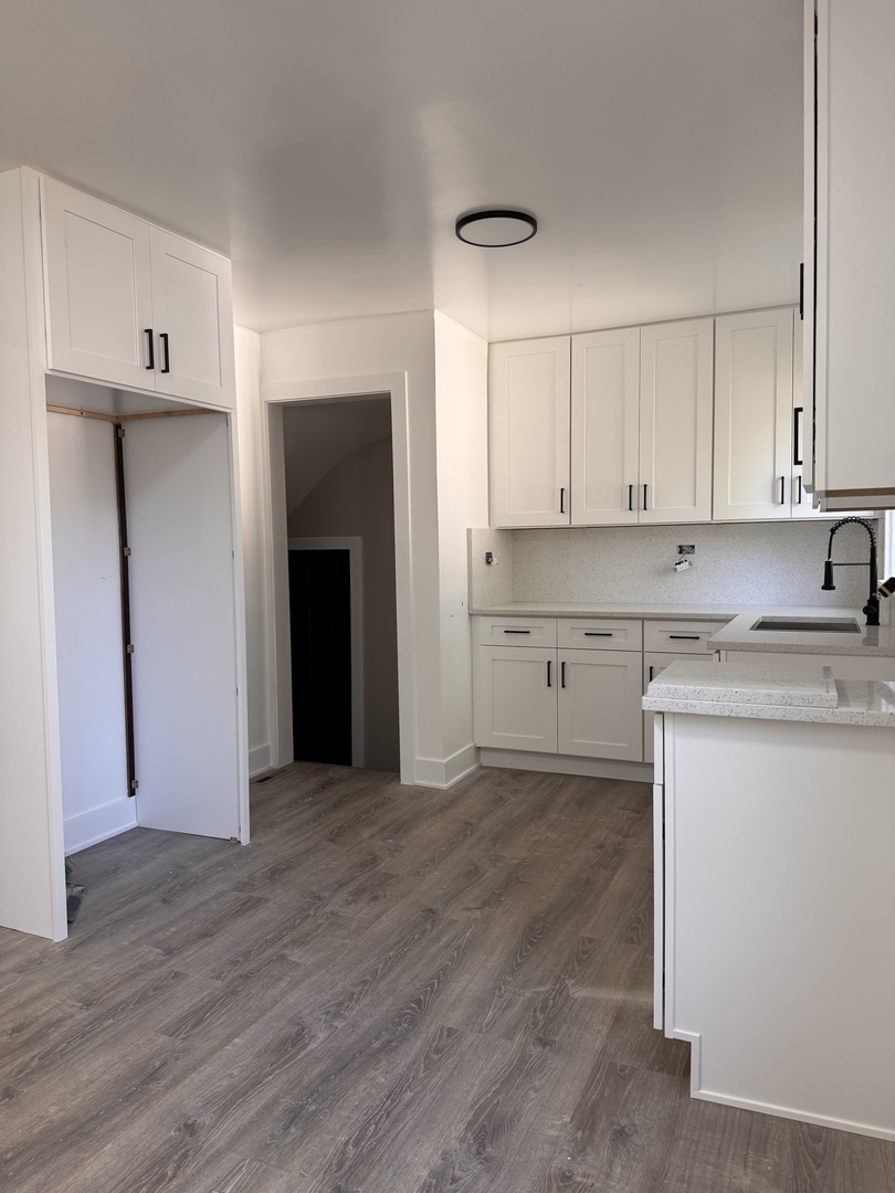 2552 E 96th Street, Chicago, IL 60617